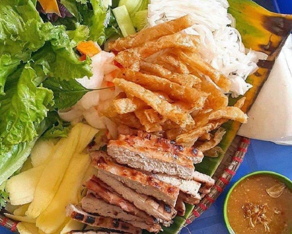 quán ăn nem nướng ở Hà Nội