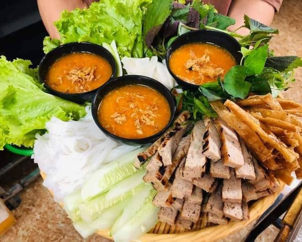 quán ăn nem nướng ở Hà Nội